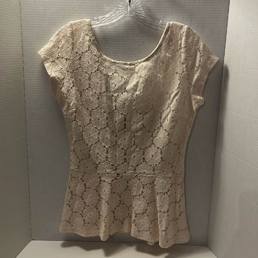 Eyeshadow cream medium blouse sku: A15
